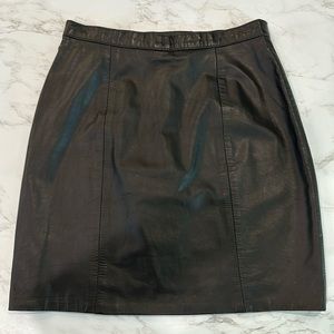 Vintage Gianni black leather mini skirt - Size small